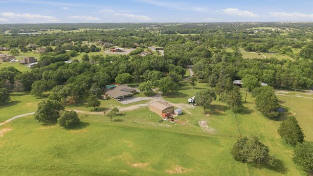 2403 County Road 2224, Decatur, TX 76234