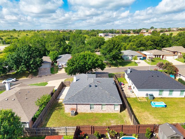 10228 Maverick Drive, Fort Worth, TX 76108