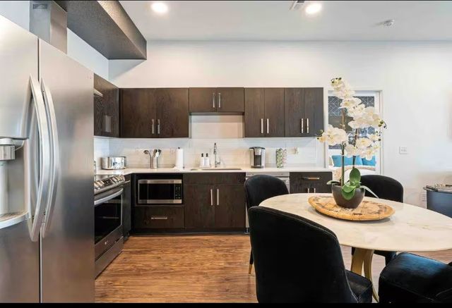 920 South St Apt 214, Nashville, TN 37203