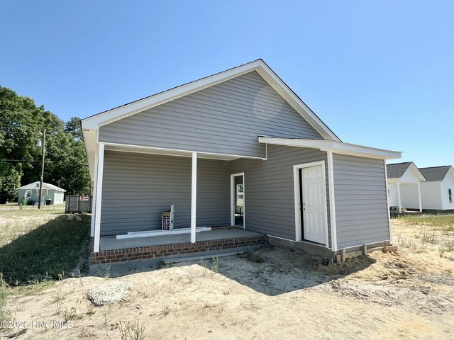 308 E Norwayne Alumni Way, Fremont, NC 27830