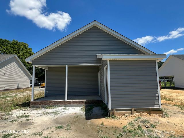308 E Norwayne Alumni Way, Fremont, NC 27830