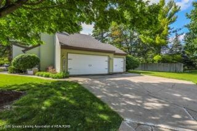 803 Wildemere Drive, Mason, MI 48854