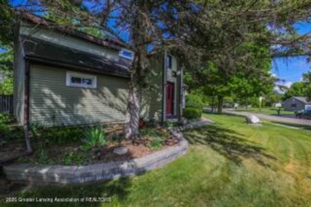 803 Wildemere Drive, Mason, MI 48854