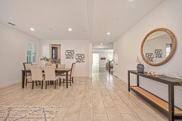 6048 Duet Way, Roseville, CA 95747