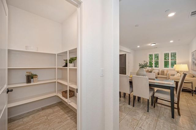 6048 Duet Way, Roseville, CA 95747