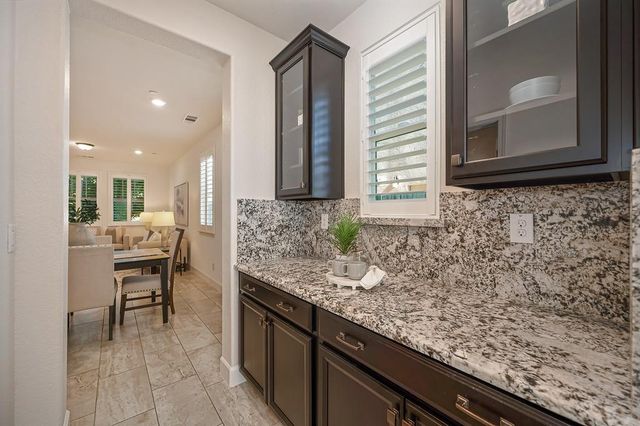 6048 Duet Way, Roseville, CA 95747