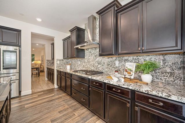 6048 Duet Way, Roseville, CA 95747