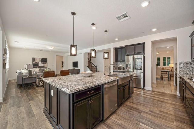 6048 Duet Way, Roseville, CA 95747