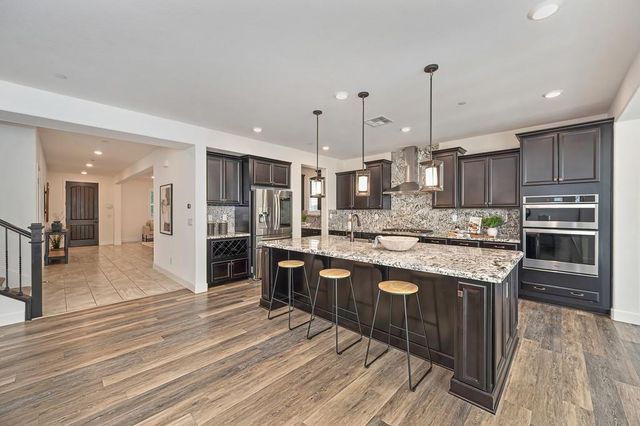 6048 Duet Way, Roseville, CA 95747