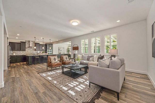 6048 Duet Way, Roseville, CA 95747