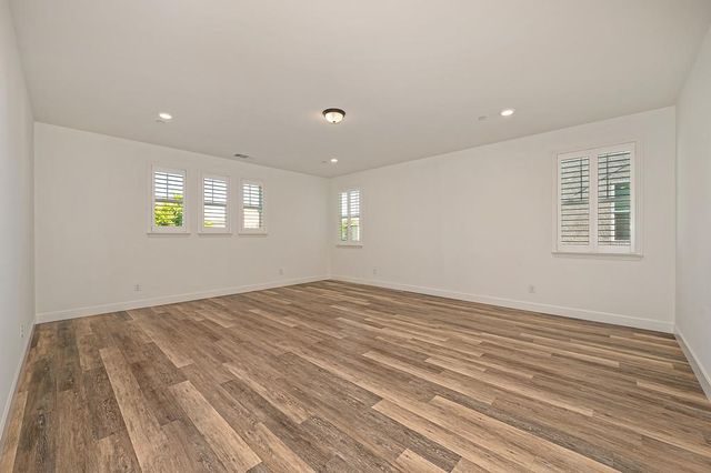 6048 Duet Way, Roseville, CA 95747