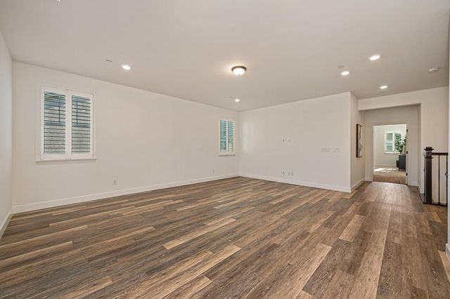 6048 Duet Way, Roseville, CA 95747