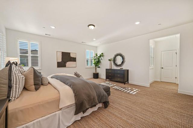 6048 Duet Way, Roseville, CA 95747