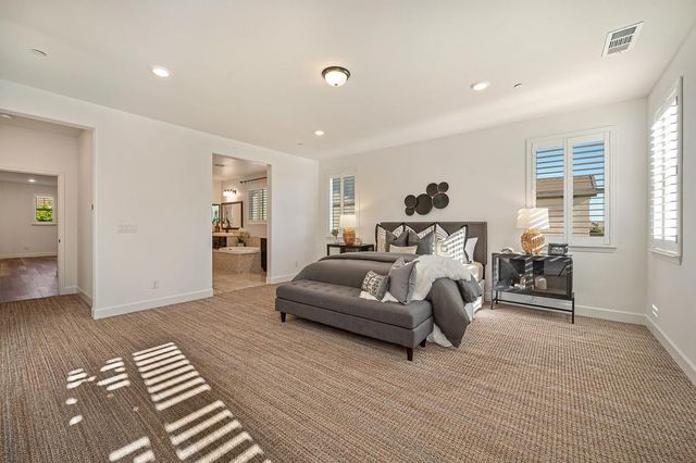 6048 Duet Way, Roseville, CA 95747