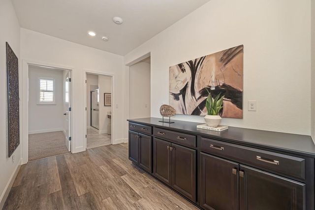 6048 Duet Way, Roseville, CA 95747