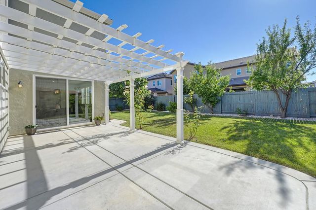 6048 Duet Way, Roseville, CA 95747