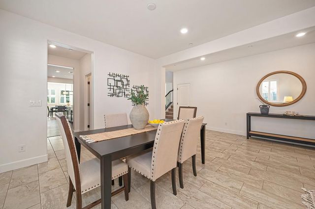 6048 Duet Way, Roseville, CA 95747