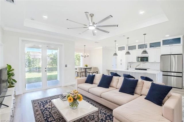 4212 34th ST SW, Lehigh Acres, FL 33976