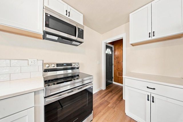1334 Benton AVENUE, Janesville, WI 53545