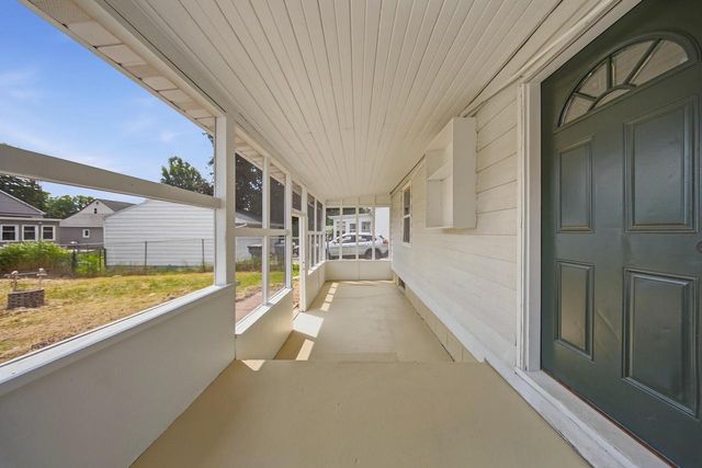 1334 Benton AVENUE, Janesville, WI 53545