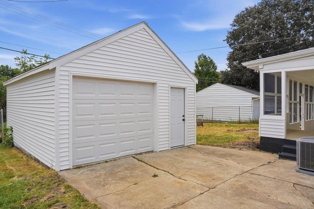 1334 Benton AVENUE, Janesville, WI 53545