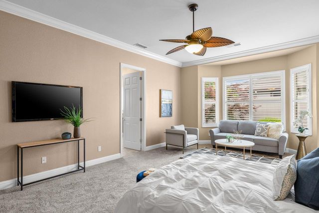 2442 Pepper Tree Ln, Manteca, CA 95336