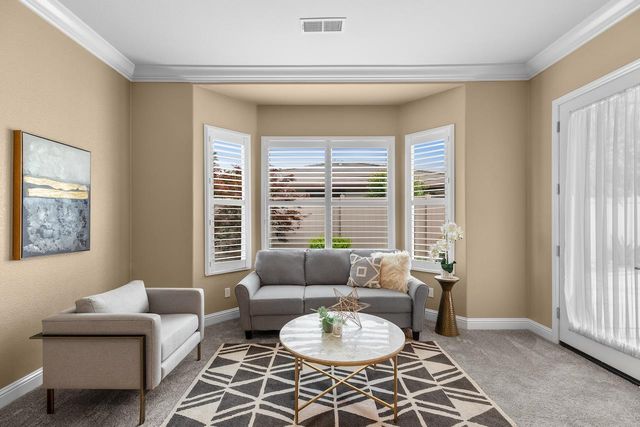 2442 Pepper Tree Ln, Manteca, CA 95336