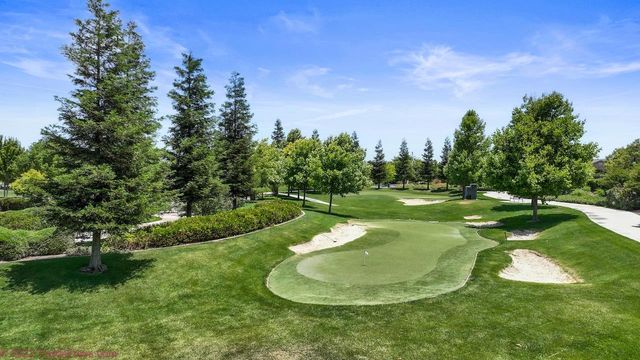 2442 Pepper Tree Ln, Manteca, CA 95336