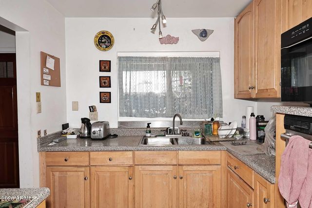 1801 E GEORGIA Avenue, Phoenix, AZ 85016