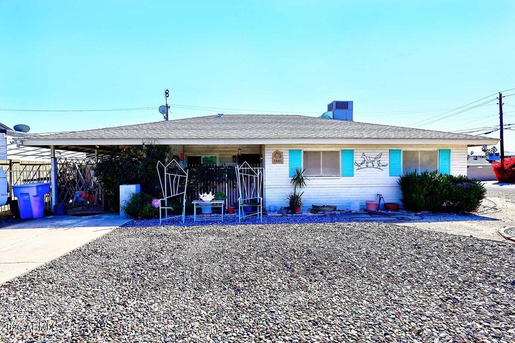 1801 E GEORGIA Avenue, Phoenix, AZ 85016