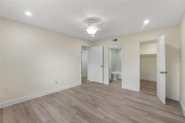 3229 BENEVA ROAD 203, Sarasota, FL 34232
