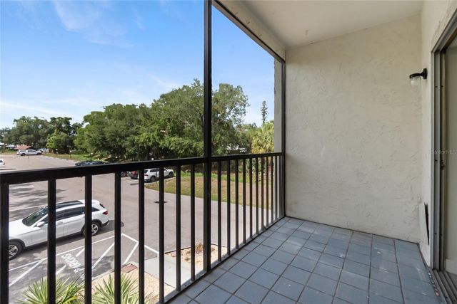 3229 BENEVA ROAD 203, Sarasota, FL 34232