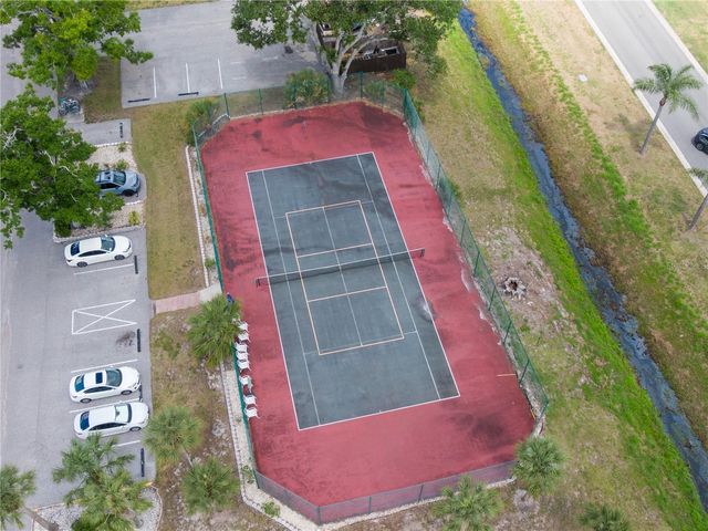 3229 BENEVA ROAD 203, Sarasota, FL 34232