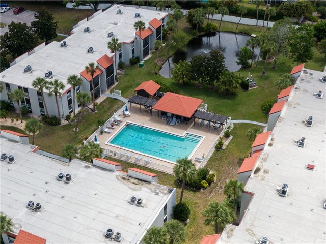 3229 BENEVA ROAD 203, Sarasota, FL 34232