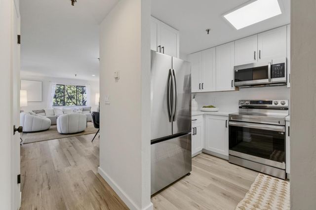 333 Hickey Boulevard 203, Daly City, CA 94015