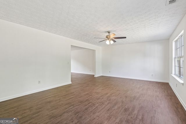 123 River Marsh Lane, Woodstock, GA 30188