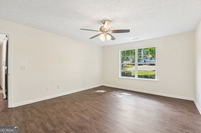 123 River Marsh Lane, Woodstock, GA 30188