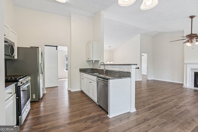 123 River Marsh Lane, Woodstock, GA 30188