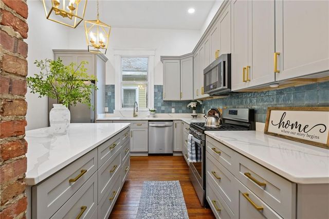 1311 Chamberlain Avenue, Mobile, AL 36604
