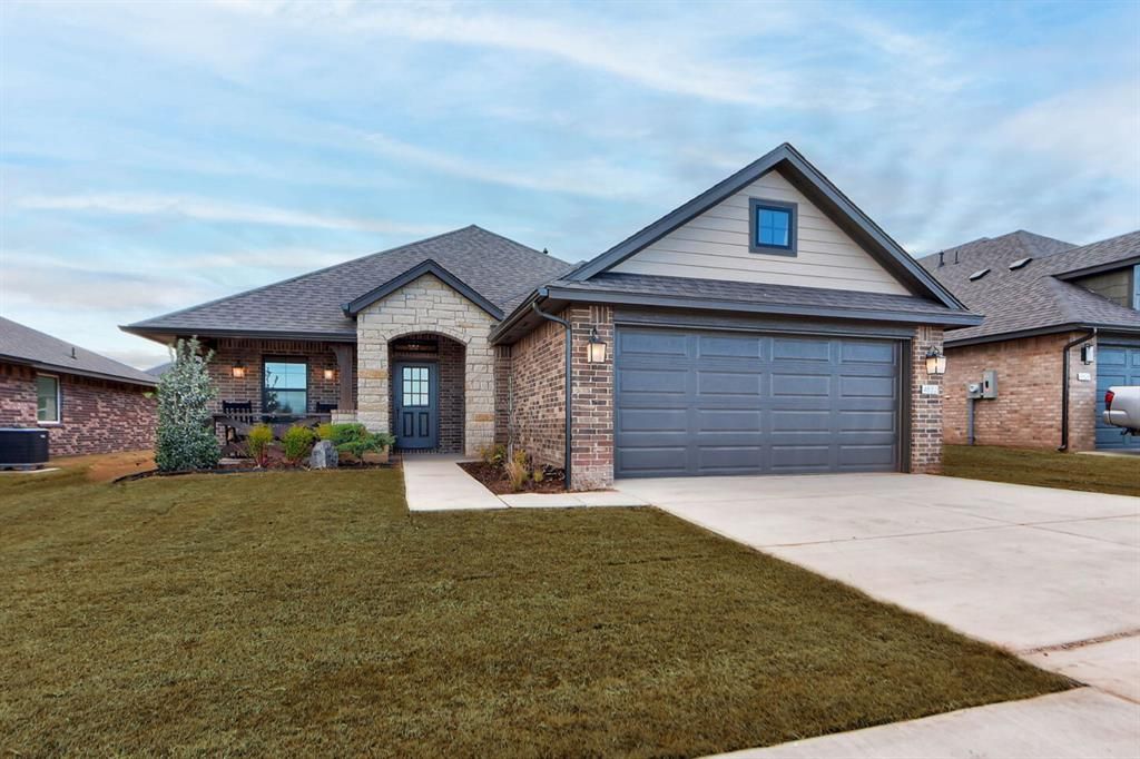 4832 Sand Lily Lane, Edmond, OK 73034