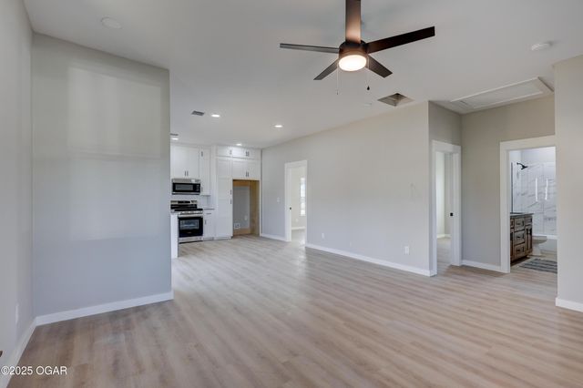 618 E 5th Street, Galena, KS 66739