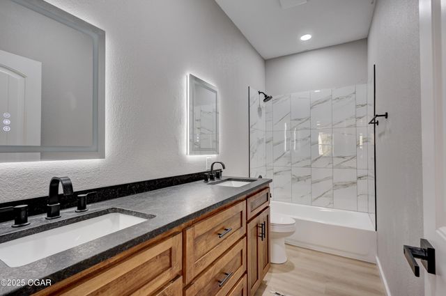 618 E 5th Street, Galena, KS 66739