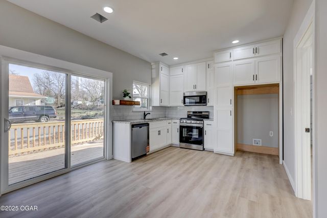 618 E 5th Street, Galena, KS 66739