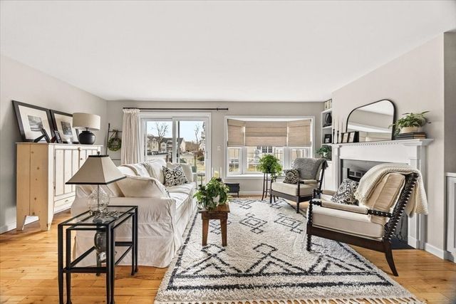 1316 Carriage Ln 1316, Taunton, MA 02780