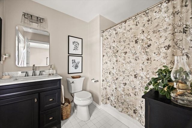 1316 Carriage Ln 1316, Taunton, MA 02780