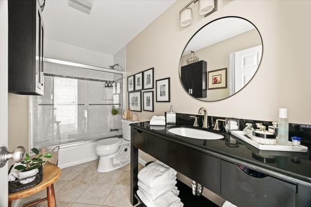1316 Carriage Ln 1316, Taunton, MA 02780