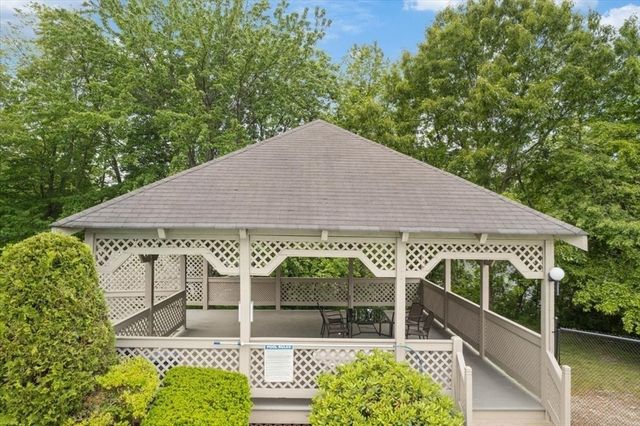 1316 Carriage Ln 1316, Taunton, MA 02780