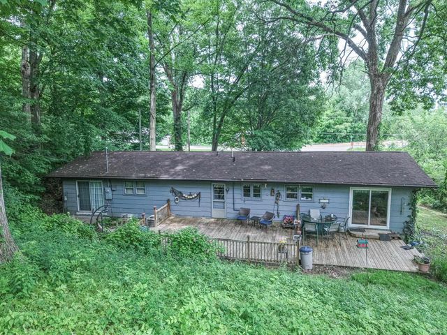 330 E 10th Street, Jonesboro, IN 46938