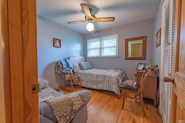 330 E 10th Street, Jonesboro, IN 46938