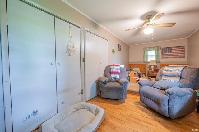 330 E 10th Street, Jonesboro, IN 46938
